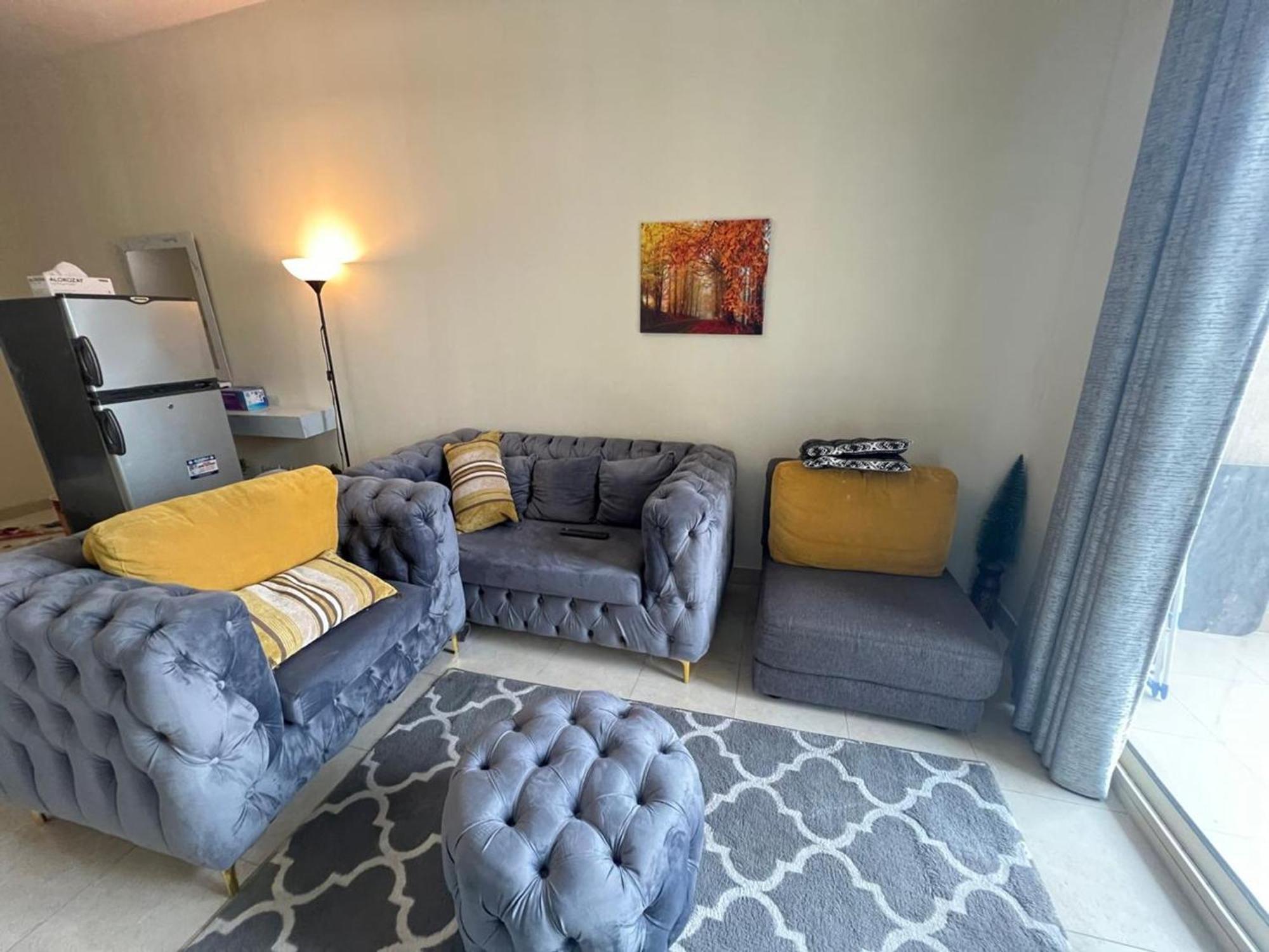 Stylish In - Warsan Apartment